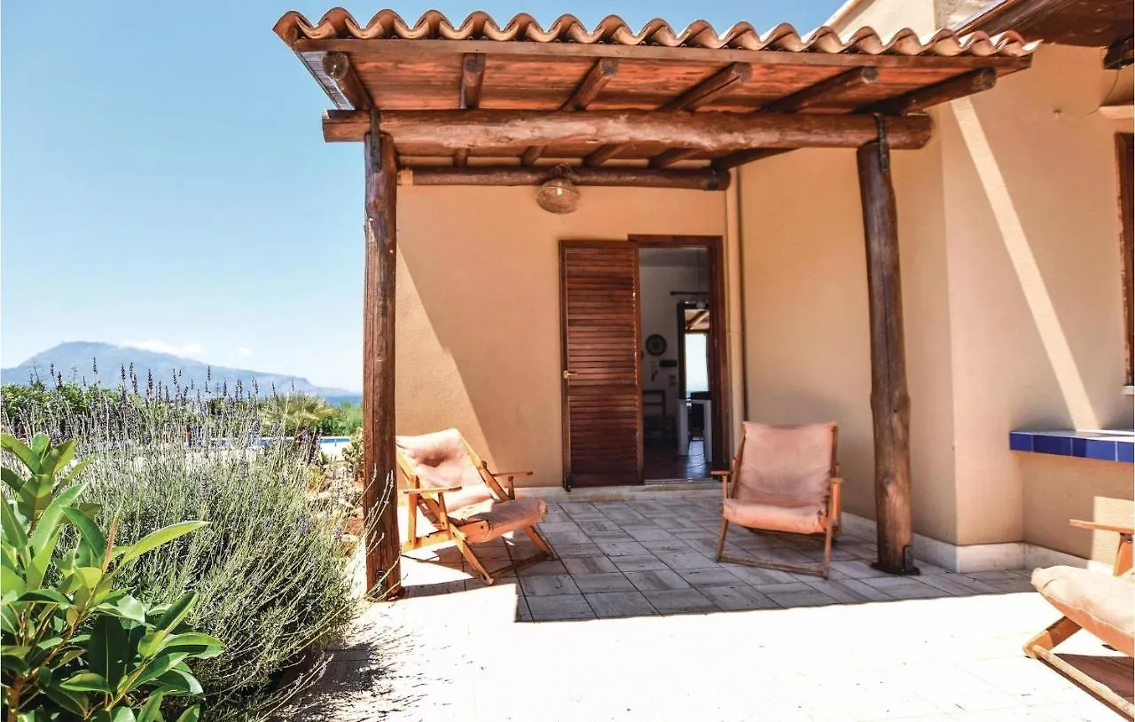 Semesterbostad 4 Bedroom Cozy Home In Custonaci Italien